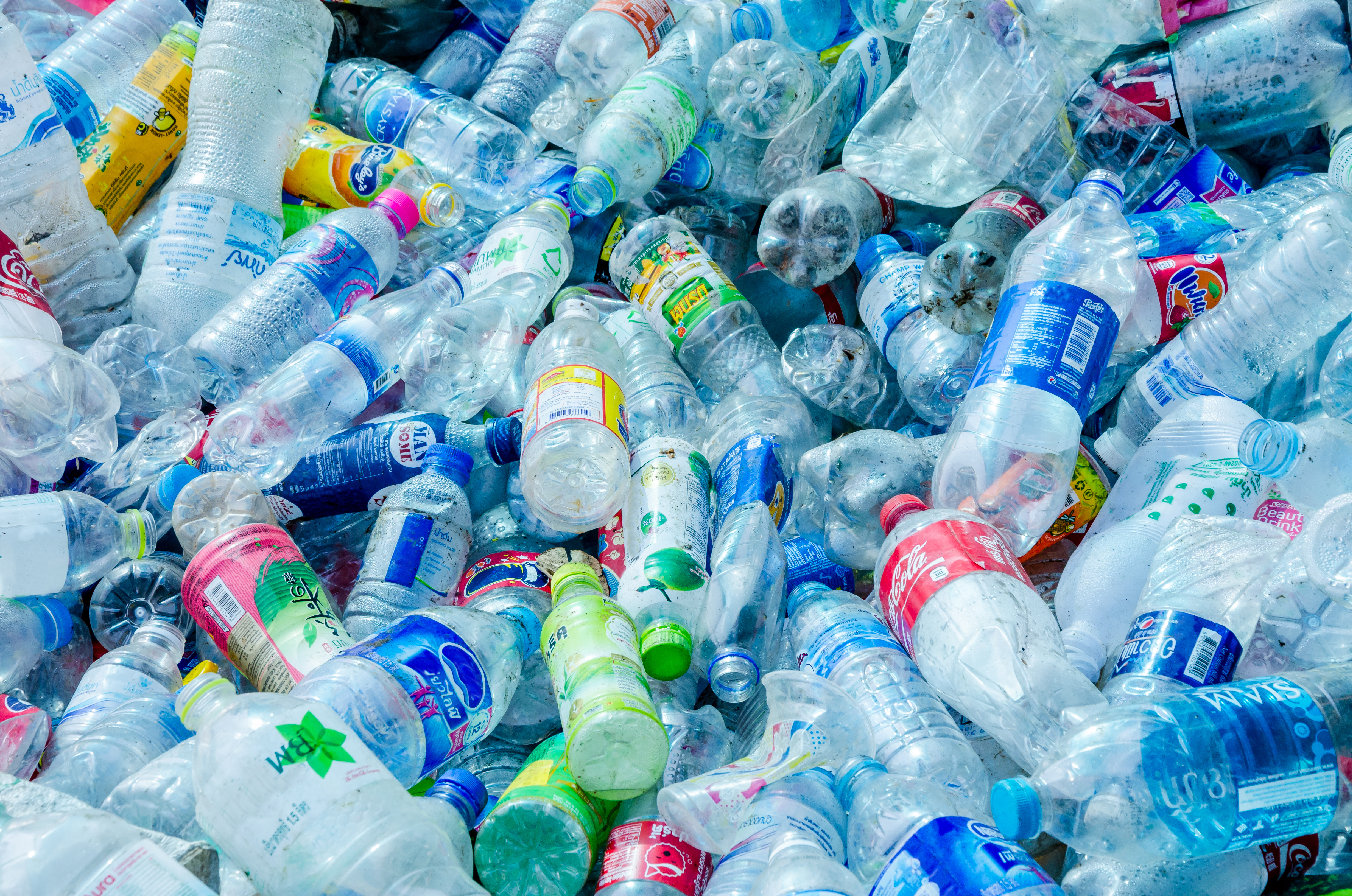 AMORCE en première ligne pour défendre le service public de gestion des  déchets face à la fausse bonne idée de la “consigne” sur les bouteilles en  plastique
